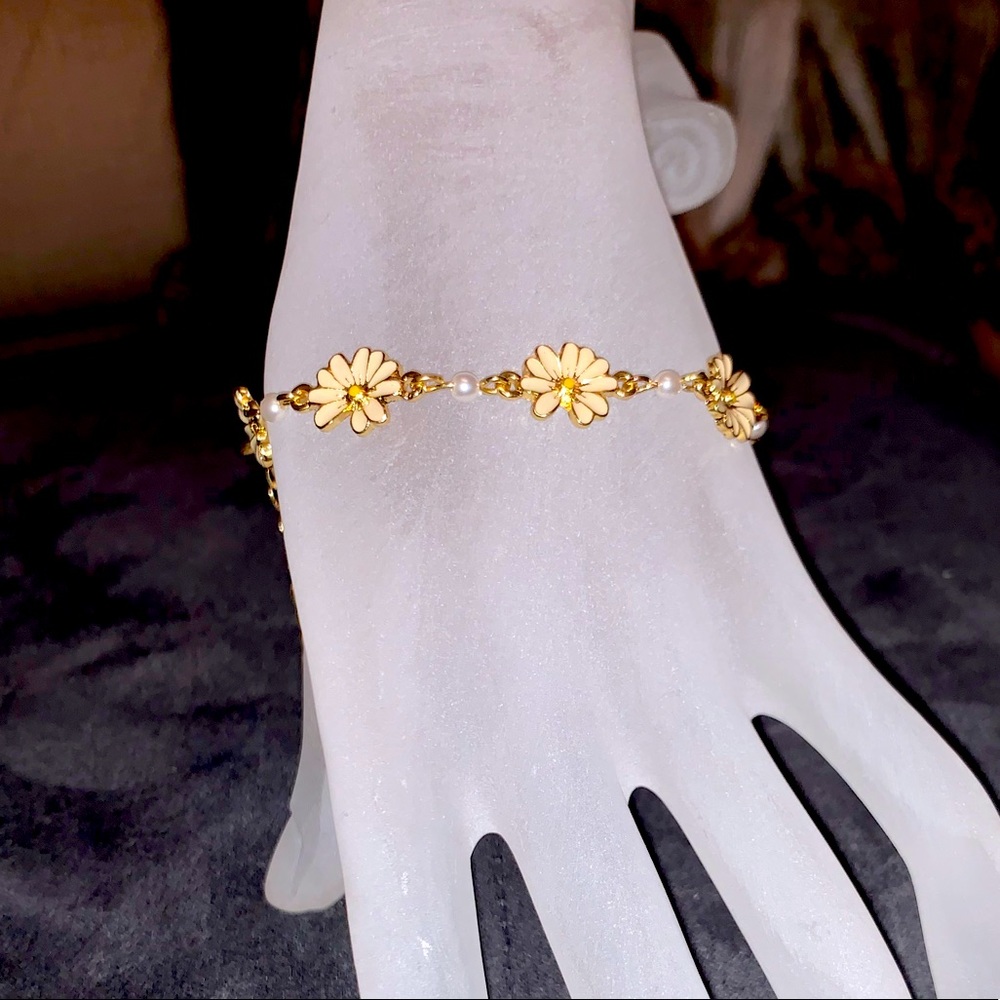 Daisy bracelet - NEW